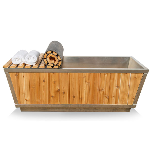 The Glacier Plunge Tub