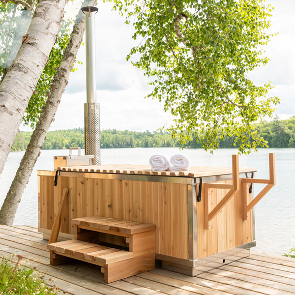 The Cascade Tub 3'x7' photo 2