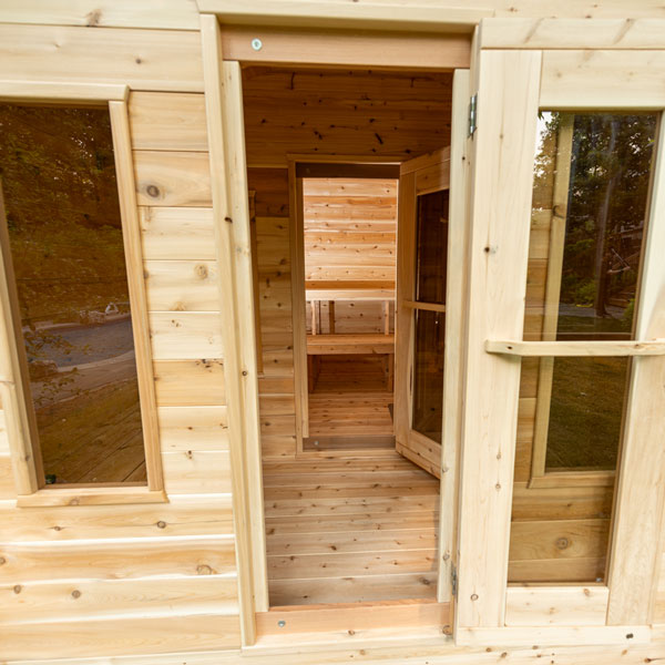 (#2) Georgian Cabin W/ Changeroom photo 4