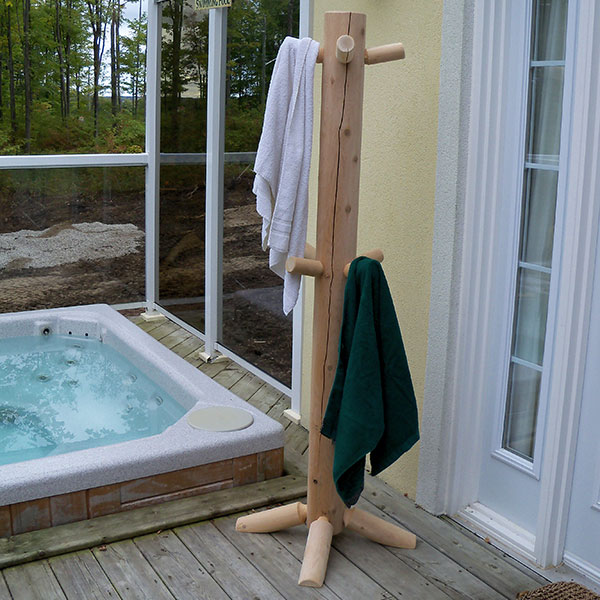 Log Robe Tree photo 2